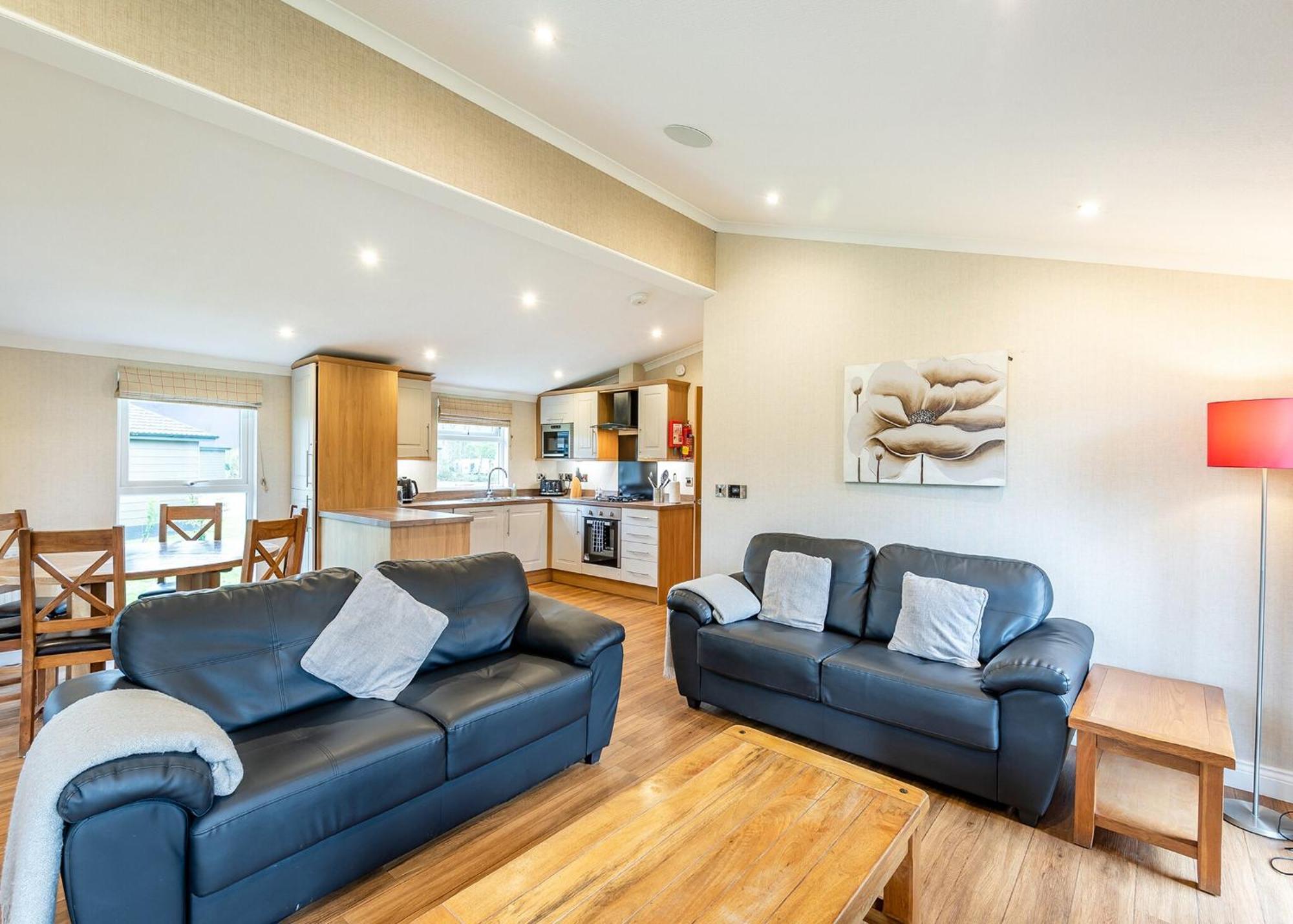 Woodhall Country Park Lodges Woodhall Spa Extérieur photo
